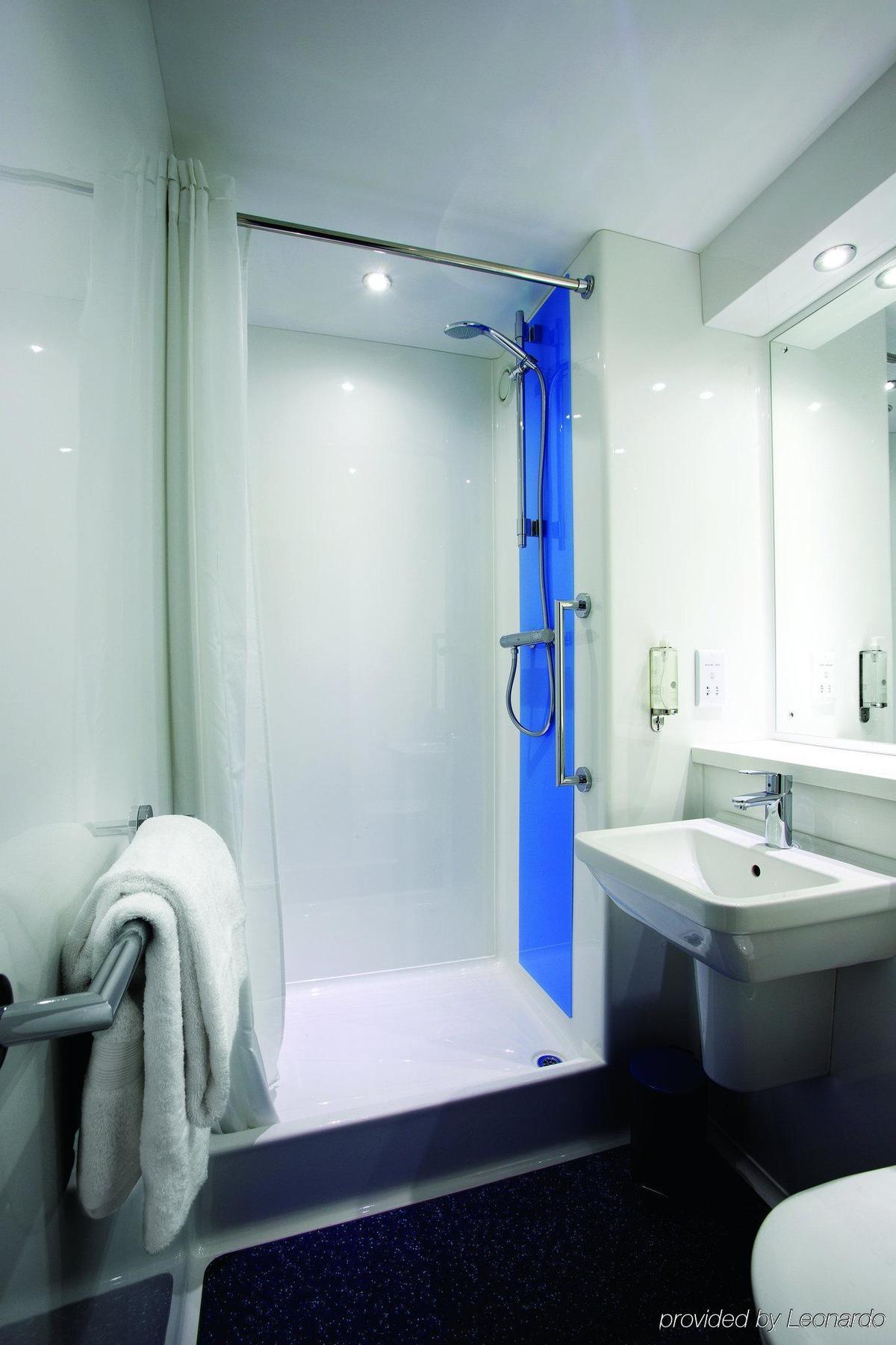 Travelodge Aberdeen Central Extérieur photo