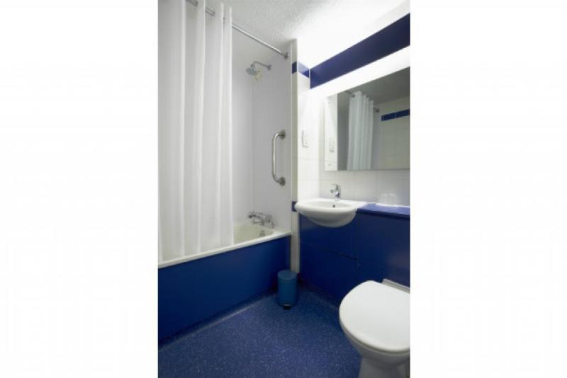 Travelodge Aberdeen Central Extérieur photo