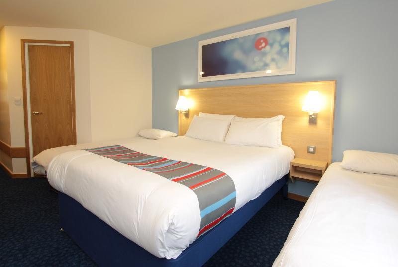 Travelodge Aberdeen Central Extérieur photo