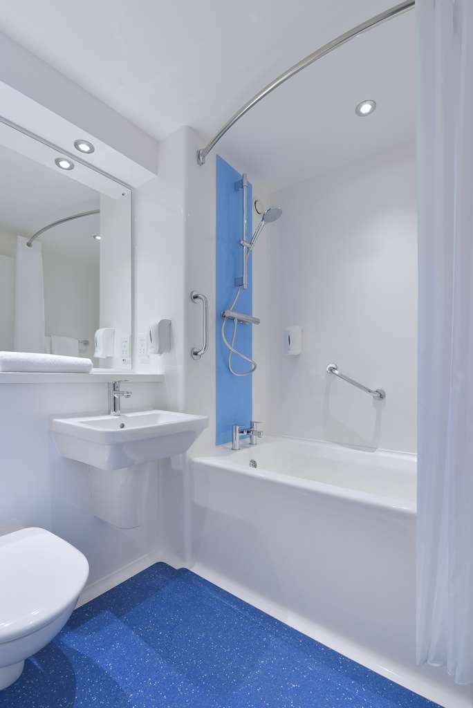 Travelodge Aberdeen Central Chambre photo